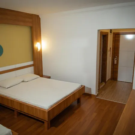 Hotel Club Golf 4*