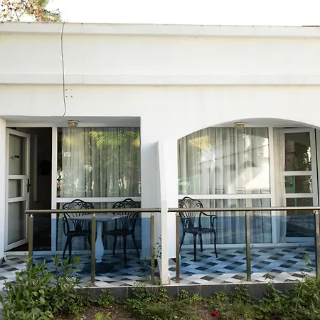 Club Golf Готель