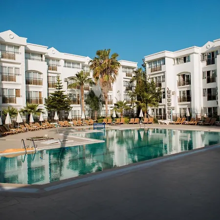 Готель Club Golf Сіде