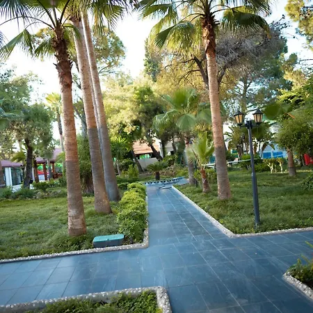 Club Golf Otel 4*
