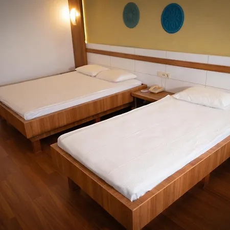Club Golf Otel 4*