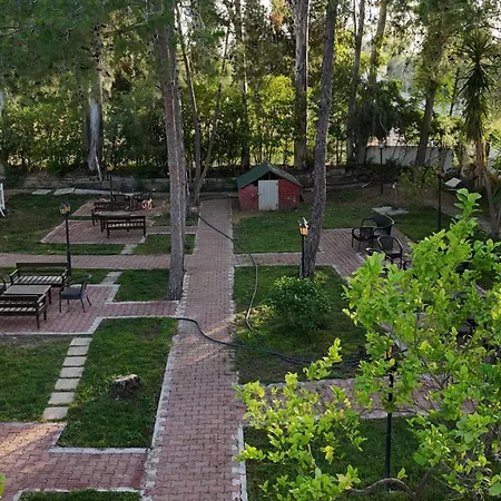 Club Golf Готель